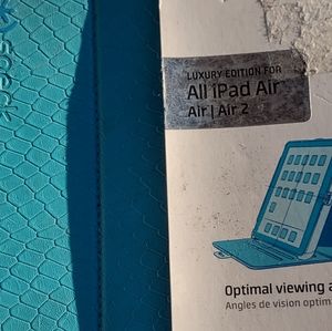 Speck ipad air , ipad air 2 case NIP gift